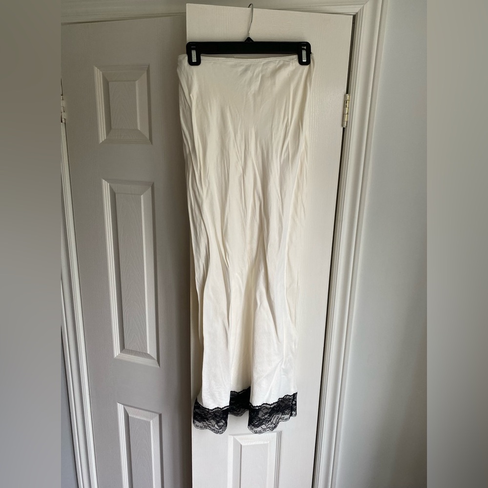 NWOT Topshop Cream Slip /SlipDress with Black Lace
